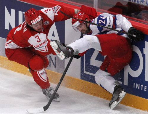 Krievija spēlei pret Zviedriju iesildās ar Dānijas uzveikšanu