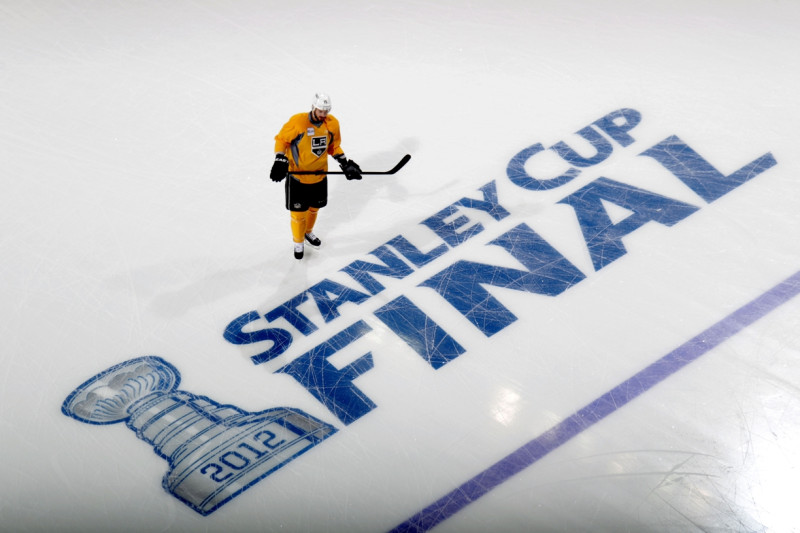 Šonakt startēs NHL finālsērija – "Kings" pret "Devils"