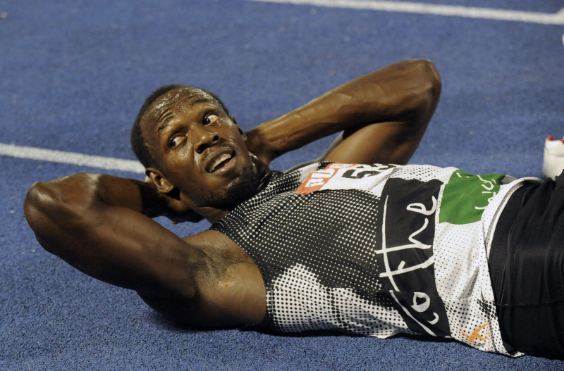 Bolts olimpisko spēļu laikā gulēs ortopēdiskā gultā
