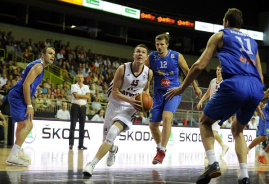 Latvija ar pretiniekiem EuroBasket 2013 grupā: uzvaru odziņas, zaudējumu sinepes