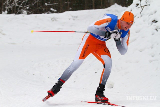 U23 grupā  15km slidsolī uzvar krievs Ustjugovs, A.Liepiņam 51.vieta