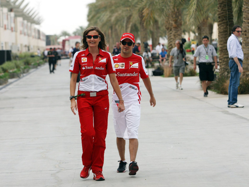 "Ferrari" aizliedz saviem darbiniekiem Bahreinā atrasties uz ielas