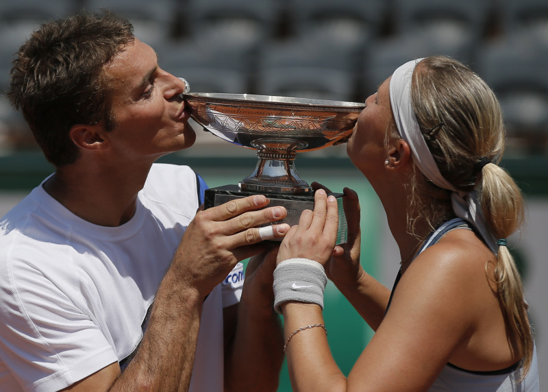 "French Open" jauktajās dubultspēlēs uzvar čehi