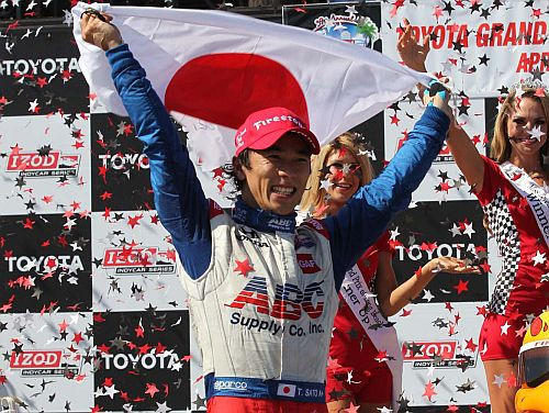 Takuma Sato arī turpmāk startēs IndyCar čempionātā