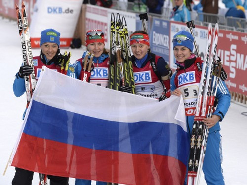 Krievija pēc divu gadu pārtraukuma uzvar sieviešu stafetē