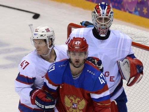 Radulovs nodrošina Krievijas hokejistiem ceturtdaļfinālu pret Somiju
