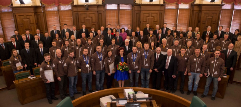 Latvijas olimpieši viesojas Saeimā un Ministru kabinetā