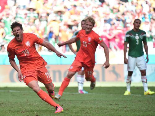 Nīderlande dramatiskā galotnē izrauj uzvaru pret Meksiku