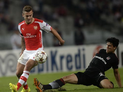 "Arsenal" negūst vārtus Turcijā, "Bayer 04" sarīko vārtu izrādi Dānijā