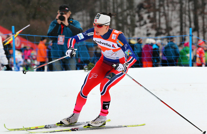 "Tour de Ski": izcilā Bjergena uzvar arī sprintā, vīriem labākais itālis Pelegrīno