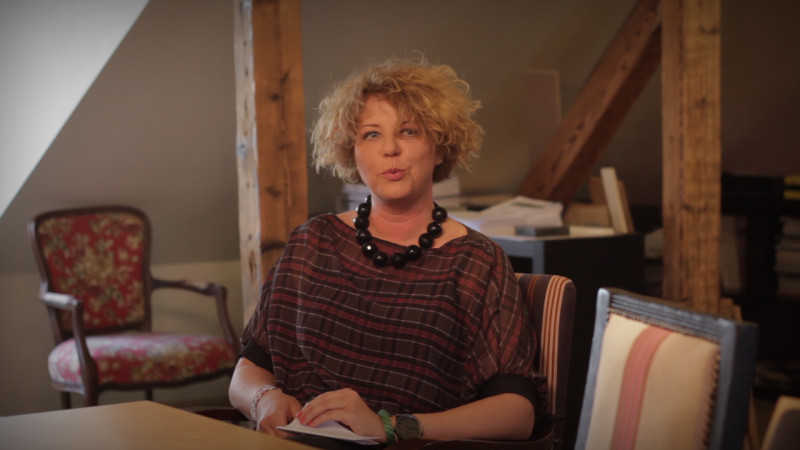 Fonds “Mākslai vajag telpu” piedāvā sarunu par mākslu ar Ilzi Jansoni (+video)