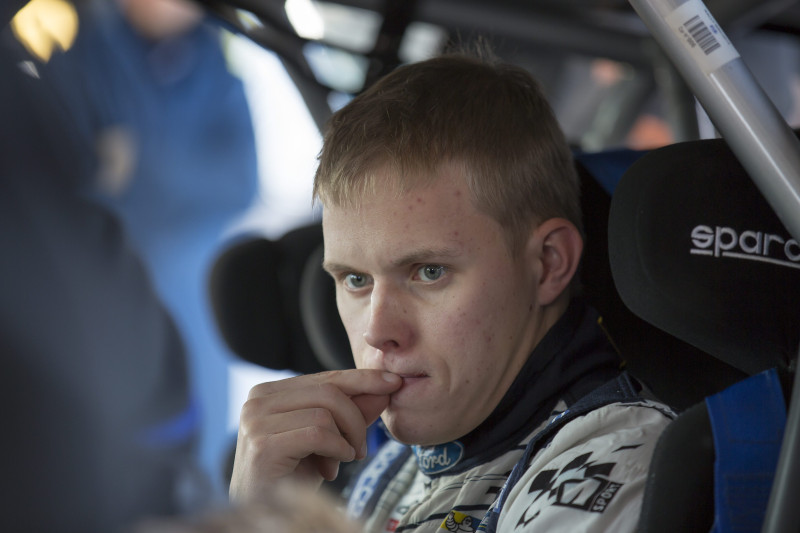 Tanaks neziņā par savu nākotni WRC