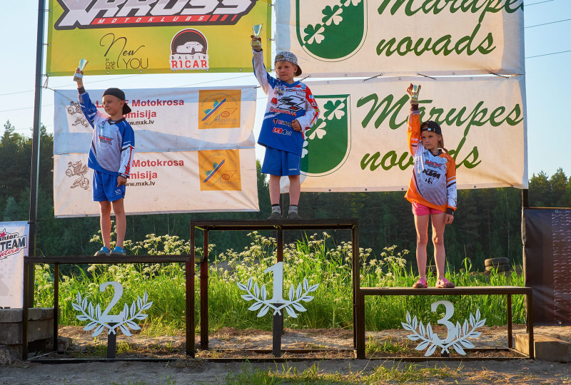 Mini motokross uzsāk 4. sezonu, pulcējot kuplu dalībnieku skaitu