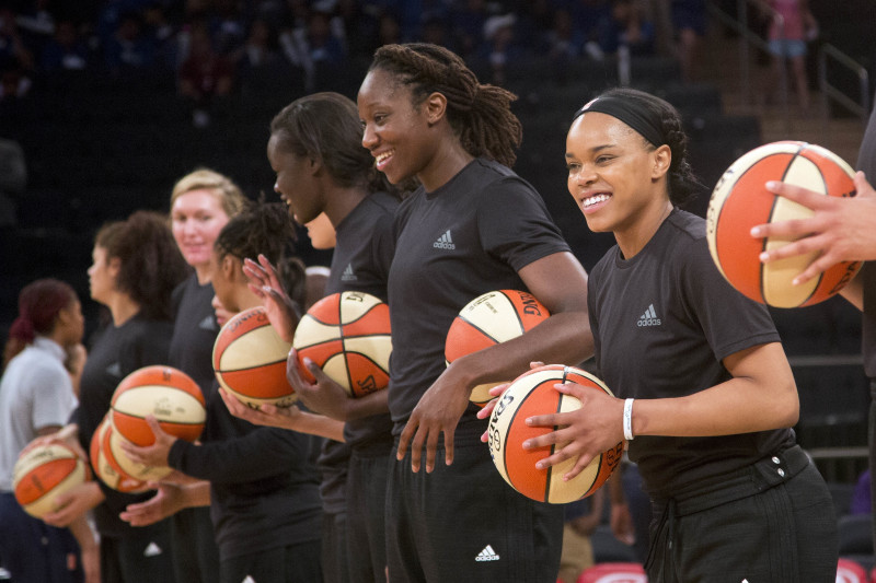 WNBA ar bezprecedenta lēmumu atceļ spēlētājām sodus par politisko aktīvismu