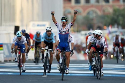 Lieliskais Sagans Dohā kļūst par divkārtēju pasaules čempionu