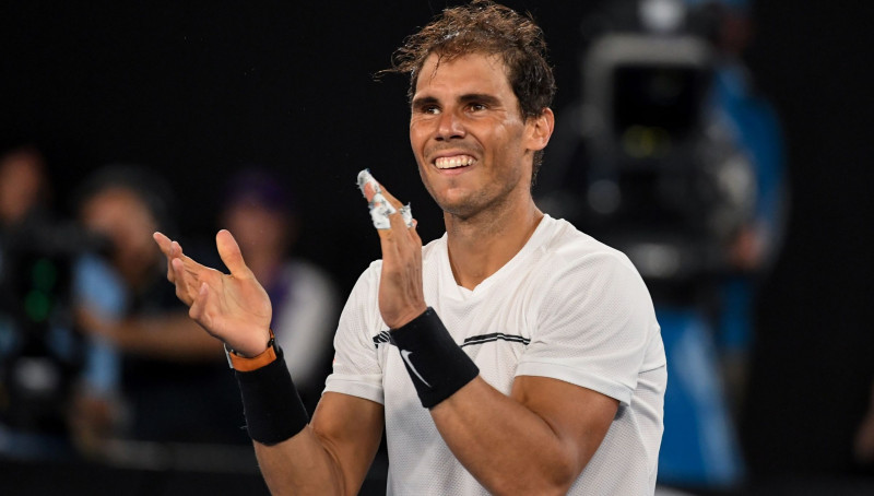 Nadals ar uzvaru piecu setu mačā pievienojas Federeram finālā