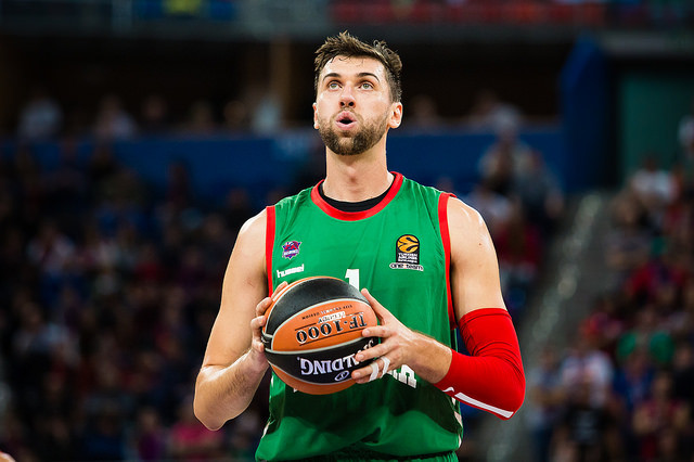 "Baskonia" pārtrauc līgumu ar Andrea Barnjani