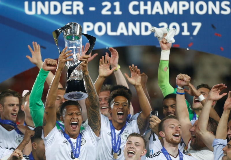 Vācija iztur spāņu spiedienu otrajā puslaikā, otro reizi kļūstot par Eiropas U21 čempioni