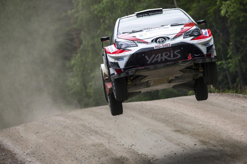 Somijas WRC rallijā par līderi kļūst "Toyota" pilots Lapi