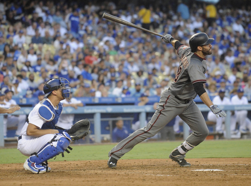 Martinezam "Home run" rekorda atkārtojums, "Diamondbacks" sagrauj "Dodgers"