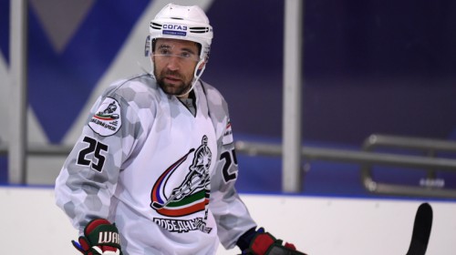 NHL līdere "Blues" izsaka piedāvājumu dopinga lietošanā pieķertajam Zaripovam