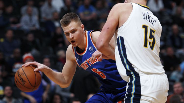"Knicks" ielaiž 130 punktus un zaudē Denverā, Porziņģim 21 punkts