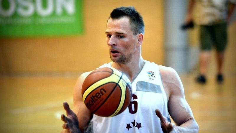 Latvijas ratiņbasketbola izlase ar mainīgām sekmēm sāk Eiropas čempionātu