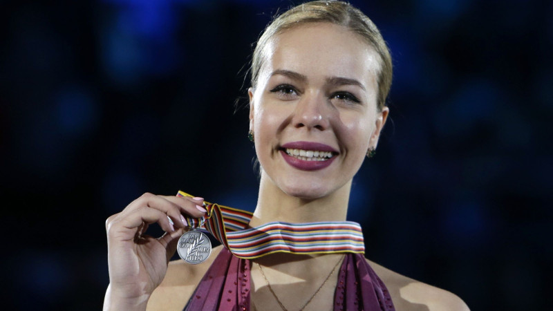 Latviju pārstāvējis daiļslidotājs šomēnes precēsies ar pasaules čempionāta medaļnieci
