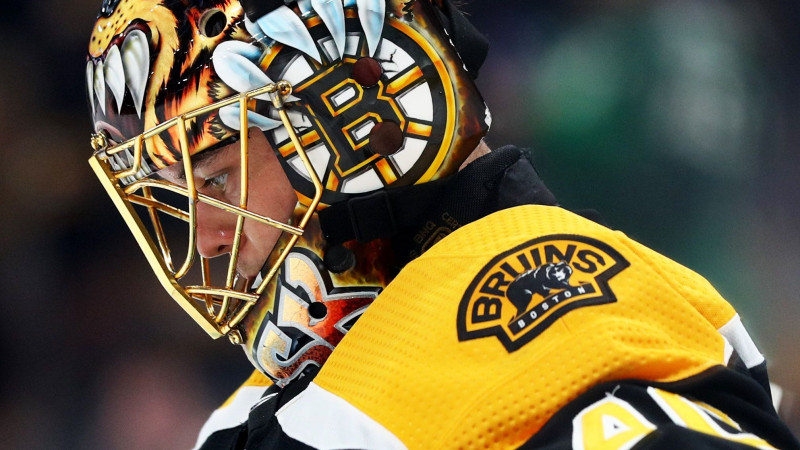 "Bruins" vārtsargs Rasks izskata iespēju pēc nākamās sezonas beigt karjeru