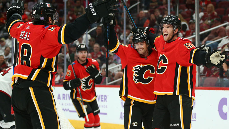 "Flames" trīsreiz iemet mazākumā, Vatsonam pirmais hat-trick NHL karjerā