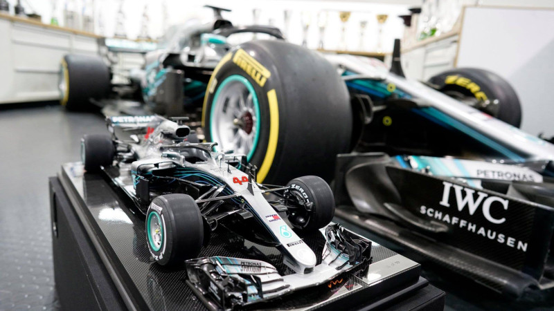"Mercedes" par dalību F1 čempionātā jāmaksā gandrīz 5 miljoni USD