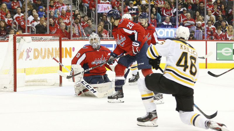 "Bruins" pietiek ar vieniem vārtiem, lai pieveiktu NHL čempioni "Capitals"