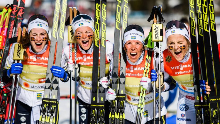 Zviedrijas distanču slēpotājas uzvar pasaules čempionāta stafetē