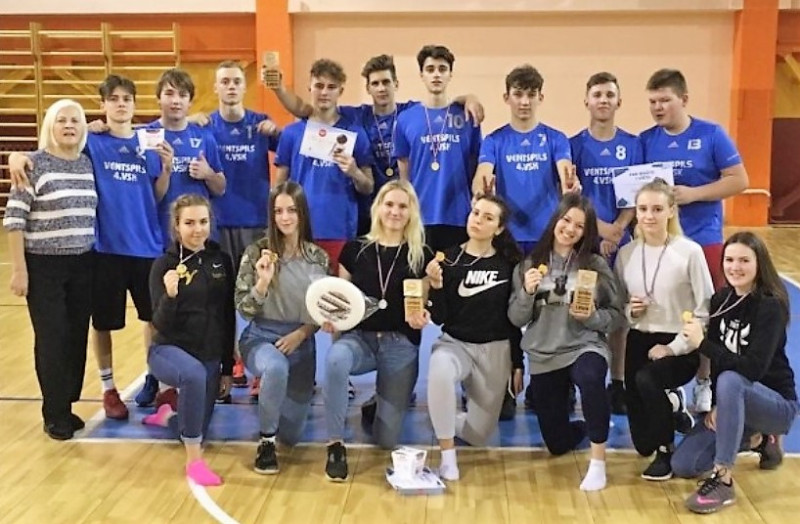 Ventspils 4. vidusskola triumfē jaunatnes čempionātā