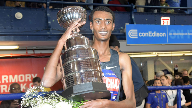 Etiopietis Kejelča pārspēj vairāk nekā 20 gadus vecu pasaules rekordu jūdzes skrējienā