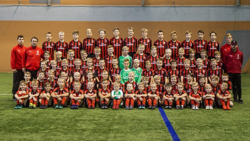 Uzsākta pieteikšanās futbola nometnei "Milan Junior Camp"