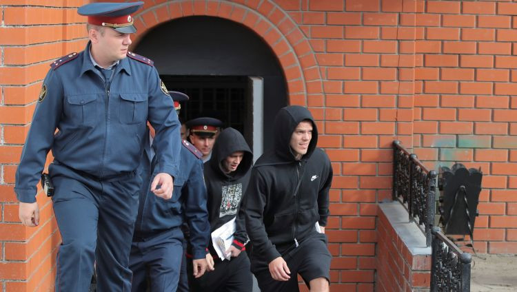 Krievijas futbolisti Kokorins un Mamajevs izlaisti no cietuma un cer turpināt karjeru