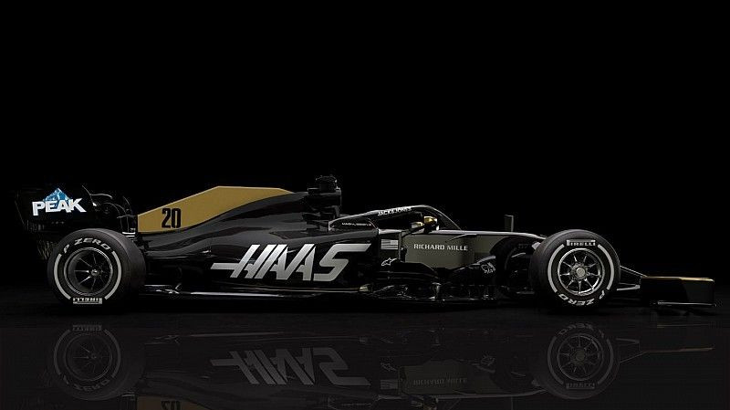 "Haas" zaudē galveno sponsoru un patur sastāvā Grožānu