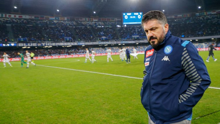 Gatuzo ļoti neveiksmīga debija "Napoli" galvenā trenera amatā