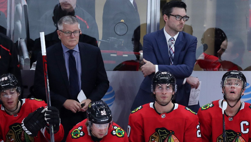 NHL treneru skandālā ierautais Krofords atgriežas uz "Blackhawks" soliņa