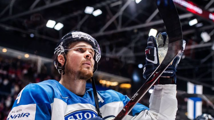 KHL rezultatīvākais aizsargs Lehtonens noslēdz līgumu ar Toronto "Maple Leafs"