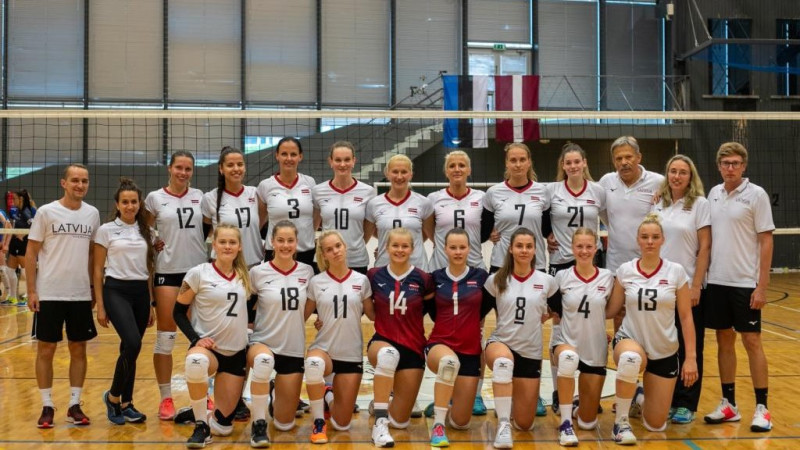 Latvijas sieviešu volejbola izlase pirmajā pārbaudes spēlē zaudē Igaunijai