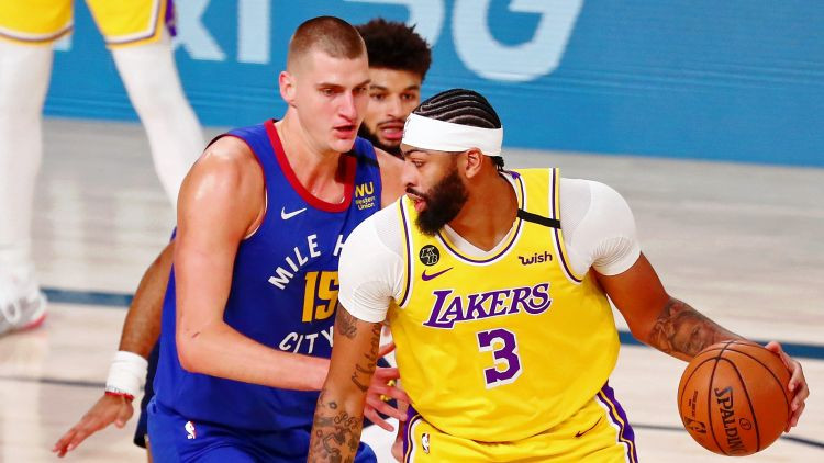 "Lakers" ar uzvaru sāk Rietumu konferences finālsēriju