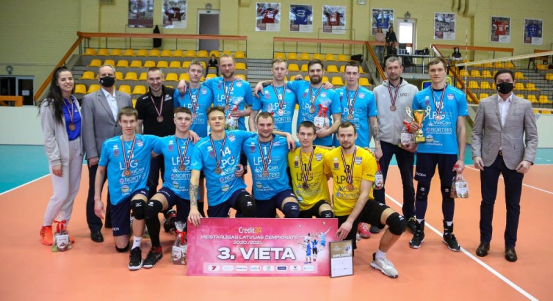 Daugavpils volejbolisti uzvar atkārtoti un izcīna LČ bronzas godalgas