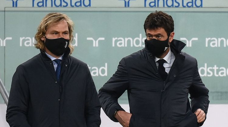 "Juventus" tiek apsūdzēta nozīmīgos finansiālos pārkāpumos, veikta kratīšana
