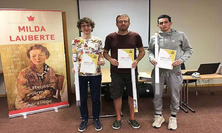 Latvijas šaha čempionāta Vidzemes reģionālajā atlasē labākie Gudovskis, Alainis un Milovs