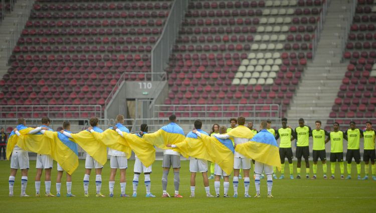 Pirmā oficiālā spēle kopš kara sākuma: ''Dynamo'' izstājas no UEFA Jaunatnes līgas