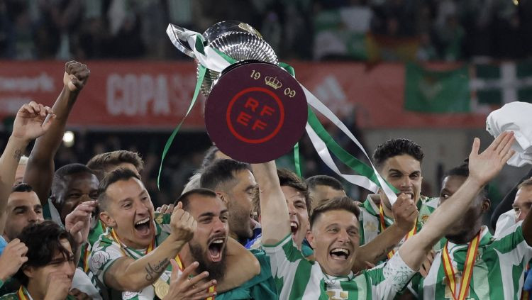 Seviljā līksmo Seviljas klubs – "Real Betis" pendelēs izcīna retu trofeju