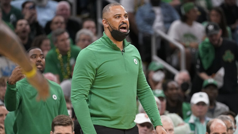 Fināliste "Celtics" uz gadu diskvalificē galveno treneri Udoku