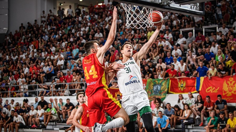 Lietuvas U20 basketbolisti maina cīņas gaitu, sesto reizi iekļūstot EČ finālā